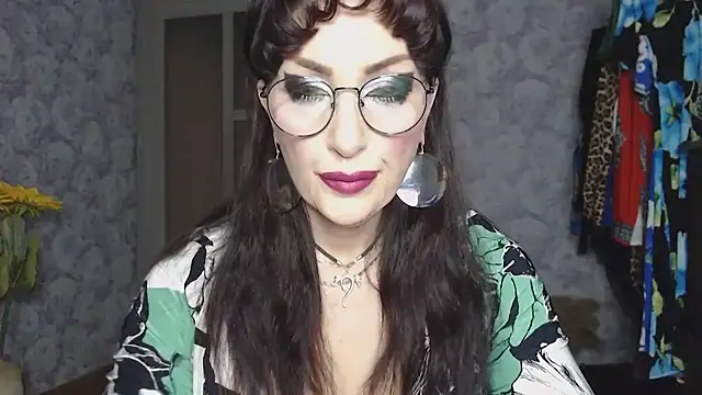 Snapshot of Aziza1 chatting on February 2026 12:50:02 PM Aziza1 online show from February 2026 12:50:02 PM