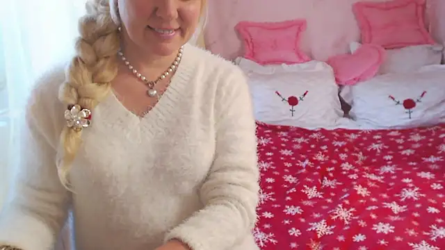 Snapshot of SunnySylvia chatting on February 2025 02:26:02 PM SunnySylvia online show from February 2025 02:26:02 PM