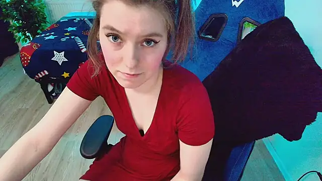 Snapshot of CranberryHot chatting on February 2026 01:15:02 AM CranberryHot online show from February 2026 01:15:02 AM