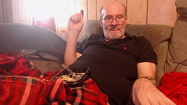 Snapshot of snickers1 chatting on June 2026 01:17:02 PM snickers1 online show from June 2026 01:17:02 PM