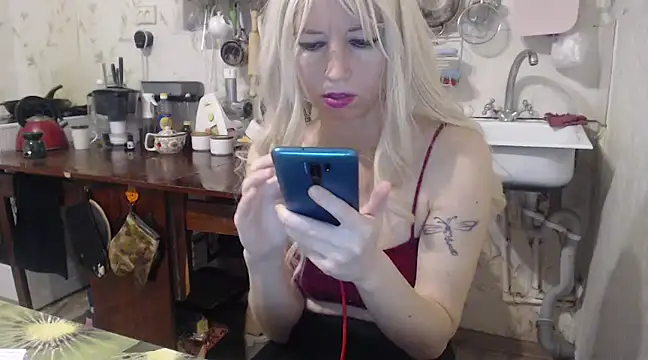 mimimi28 online show from January 2025 01:38:02 PM