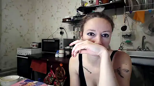 mimimi28 online show from February 2026 02:20:02 PM