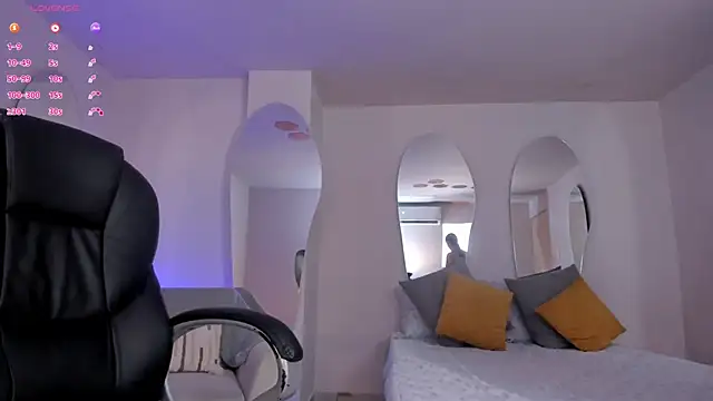 MorganHicks online show from February 2025 09:54:01 PM