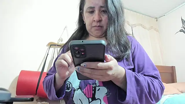 latinfemale online show from January 2025 04:18:02 AM