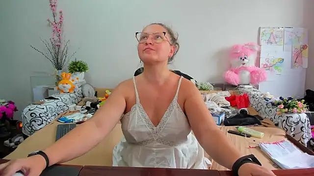 Snapshot of IamYourNarcotic chatting on June 2026 01:17:02 PM IamYourNarcotic online show from June 2026 01:17:02 PM