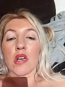 Mllesha74000 online show from February 2025 02:46:02 PM