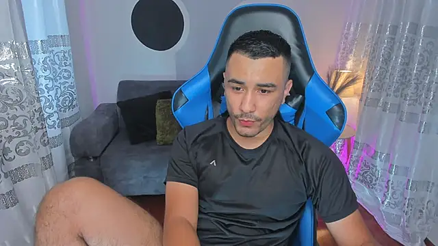 Nick Moca online show from January 2025 08:51:02 PM