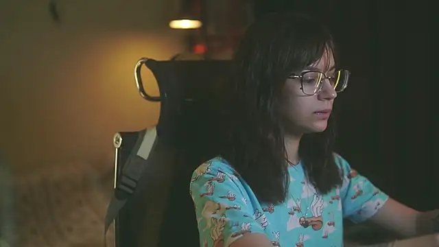 alyssa sweet online show from October 2025 04:57:02 AM