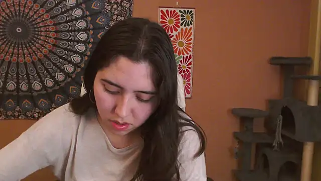 Snapshot of IntimateTales chatting on January 2025 09:58:02 PM IntimateTales online show from January 2025 09:58:02 PM