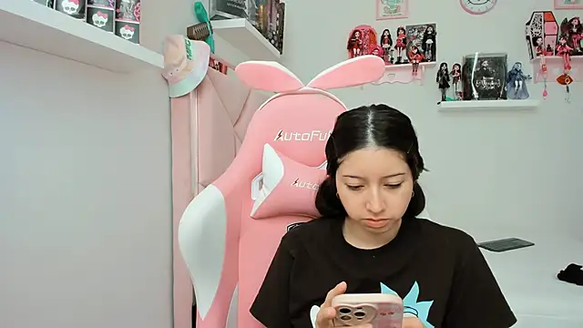 Snapshot of cherrycute chatting on December 2024 06:49:02 PM cherrycute online show from December 2024 06:49:02 PM