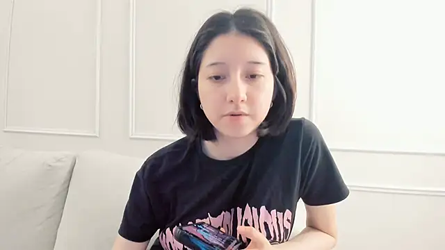 Snapshot of cherrycute chatting on June 2026 02:42:01 AM cherrycute online show from June 2026 02:42:01 AM