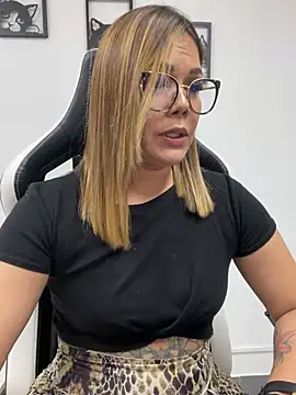 KellyBrooklyn  online show from February 2025 04:37:01 PM