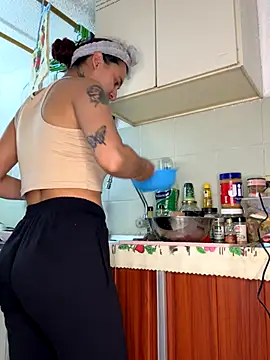 deepthroatlatina online show from September 2025 06:29:01 PM