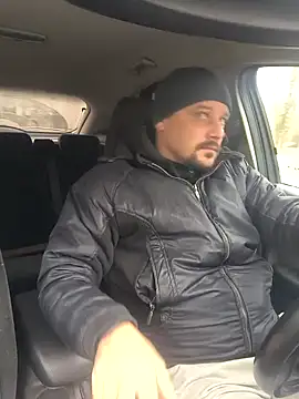 Snapshot of DanielOhCool chatting on December 2024 10:07:01 AM DanielOhCool online show from December 2024 10:07:01 AM