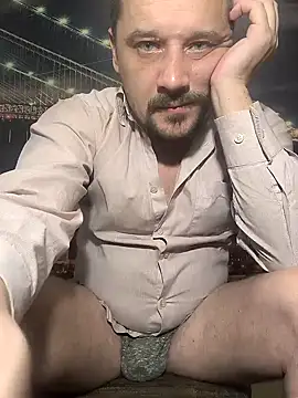 Snapshot of DanielOhCool chatting on December 2024 09:02:01 PM DanielOhCool online show from December 2024 09:02:01 PM