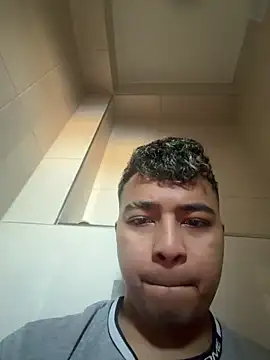 Sergiio Jr1 online show from January 2026 01:04:01 PM