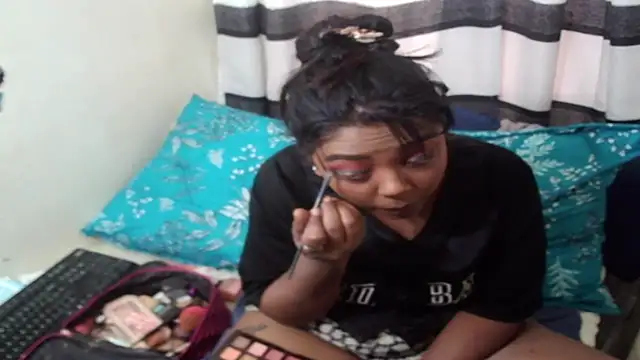 Indian FireXX online show from November 2025 05:22:02 AM