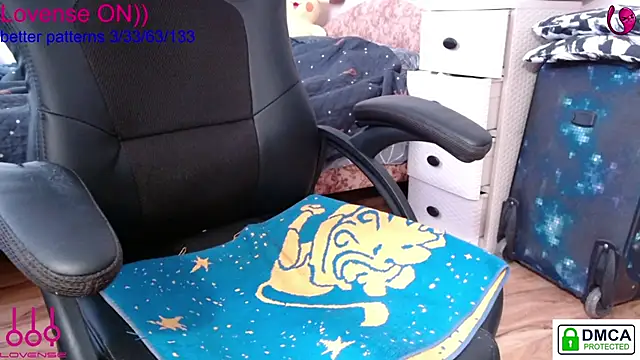 sweet cute cat online show from March 2025 11:16:01 AM