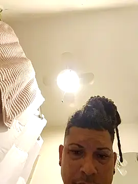 Snapshot of tropikboy chatting on January 2025 09:44:02 AM tropikboy online show from January 2025 09:44:02 AM