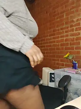 Lilybanx online show from April 2026 08:54:02 PM