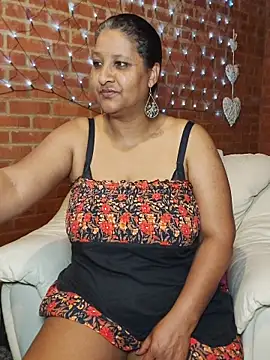 Lilybanx online show from May 2026 10:35:01 AM