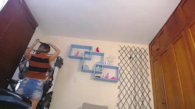 Snapshot of NicoleSantana chatting on October 2025 09:35:02 PM NicoleSantana online show from October 2025 09:35:02 PM