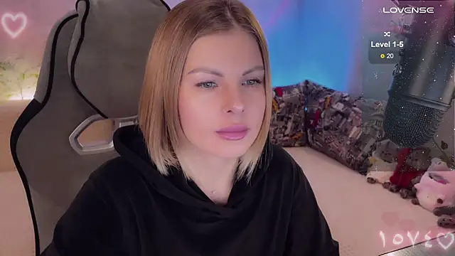 Your Sweet Lilu online show from December 2024 05:06:02 PM