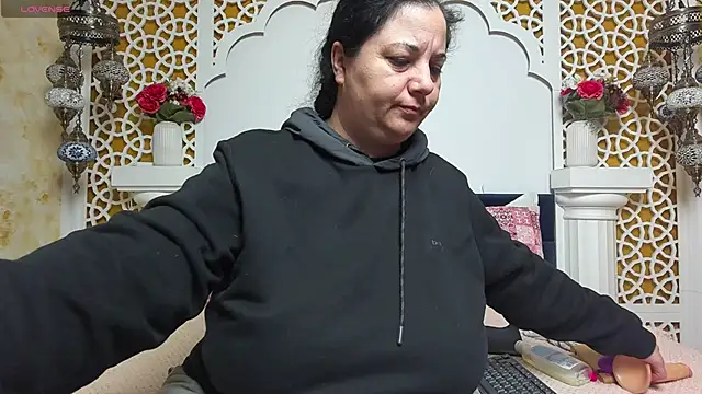 AleshaArabian online show from March 2025 03:40:01 AM