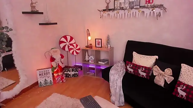 EmmyEvans1 online show from December 2025 07:42:02 PM