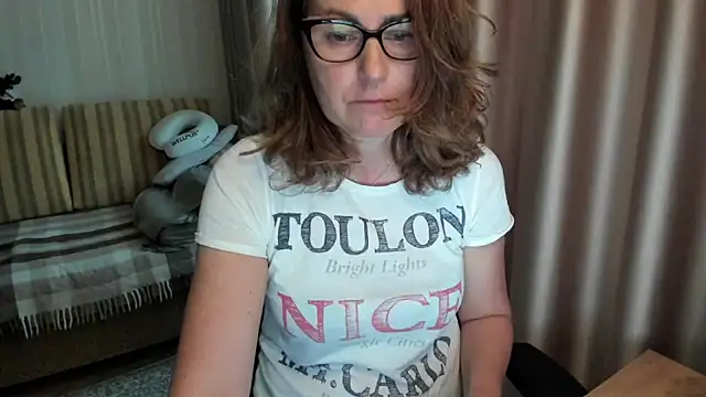 lauraoven online show from June 2026 03:10:02 PM