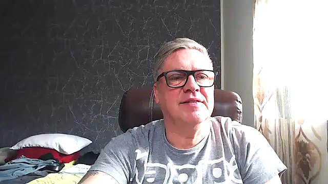 RobertStripX online show from February 2025 11:05:02 AM