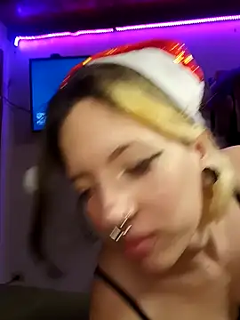 Snapshot of Rabit_Snake chatting on December 2024 11:20:02 PM Rabit Snake online show from December 2024 11:20:02 PM