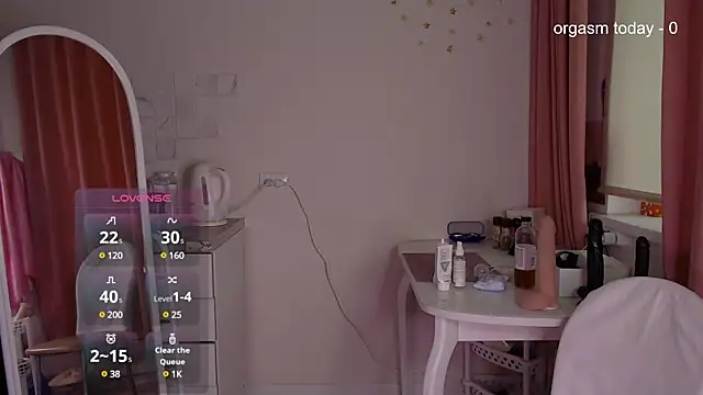 JuliaVilnet online show from March 2025 05:09:01 AM