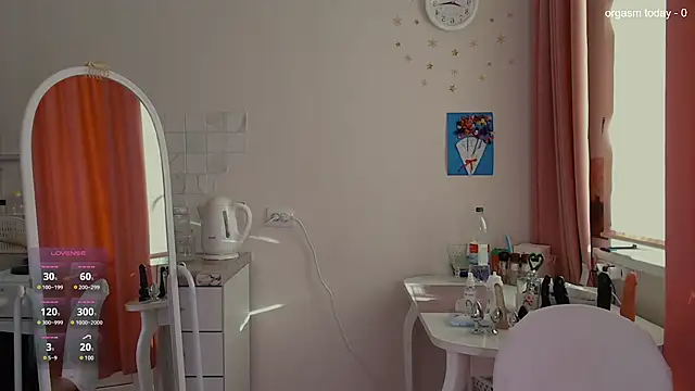 JuliaVilnet online show from March 2025 05:17:02 AM