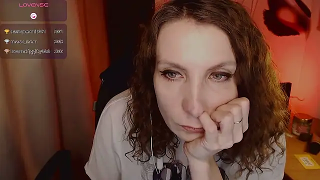 JohansonKatie online show from January 2025 11:39:02 PM