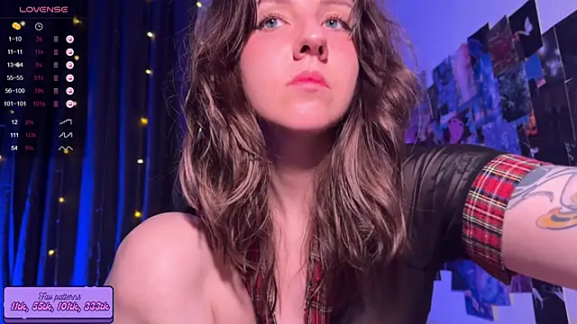 HotaruTomo online show from November 2025 12:00:02 AM