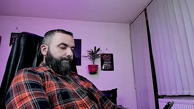 Snapshot of ChristophJules chatting on February 2025 03:06:01 PM ChristophJules online show from February 2025 03:06:01 PM