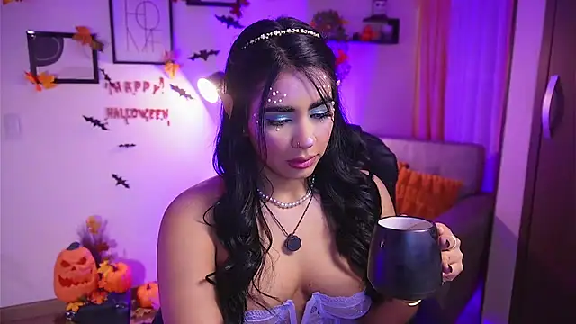 Isabella dior online show from October 2025 03:36:02 PM