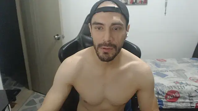Snapshot of samuelgarcia_ chatting on June 2026 12:13:01 AM samuelgarcia online show from June 2026 12:13:01 AM