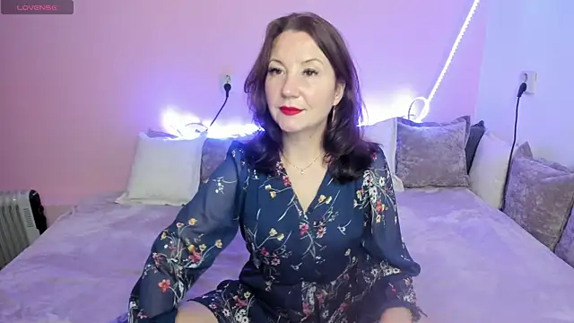 AliceeShy online show from December 2025 09:43:02 PM