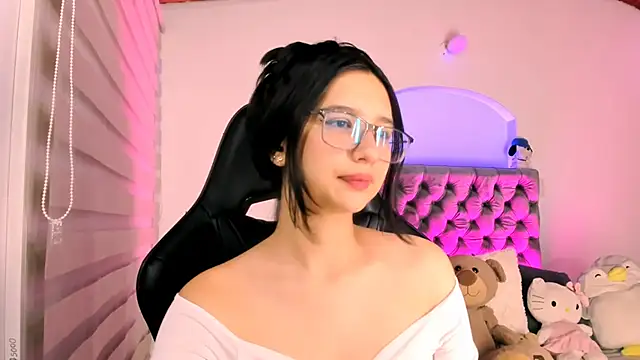 Luniverse online show from December 2025 08:36:02 PM