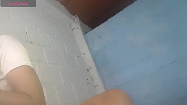 jasminne  online show from October 2025 04:51:01 PM