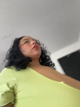 PrincessLauren420 online show from November 2025 02:28:01 PM