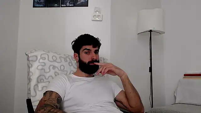 Verycutex online show from January 2026 09:03:01 AM