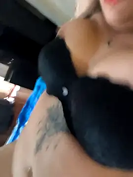 NIKOLE1301 online show from November 2025 09:06:01 PM