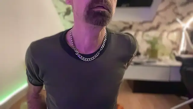 Sportparis4 online show from December 2025 09:20:01 PM