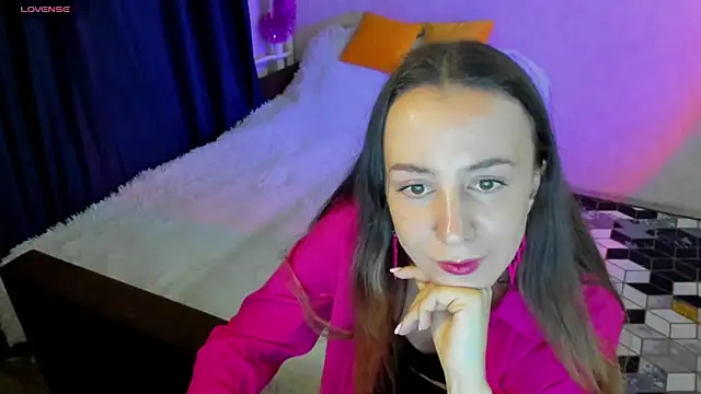 Snapshot of CurlySteph chatting on December 2024 09:53:02 PM CurlySteph online show from December 2024 09:53:02 PM