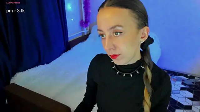 Snapshot of CurlySteph chatting on January 2025 09:46:02 PM CurlySteph online show from January 2025 09:46:02 PM