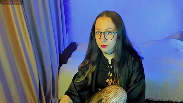 Snapshot of CurlySteph chatting on October 2025 04:15:02 PM CurlySteph online show from October 2025 04:15:02 PM