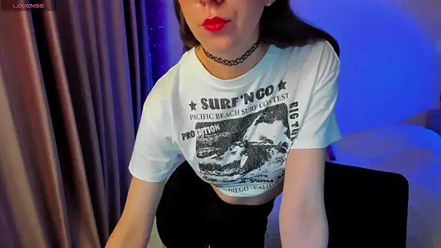 Snapshot of CurlySteph chatting on October 2025 04:38:02 PM CurlySteph online show from October 2025 04:38:02 PM